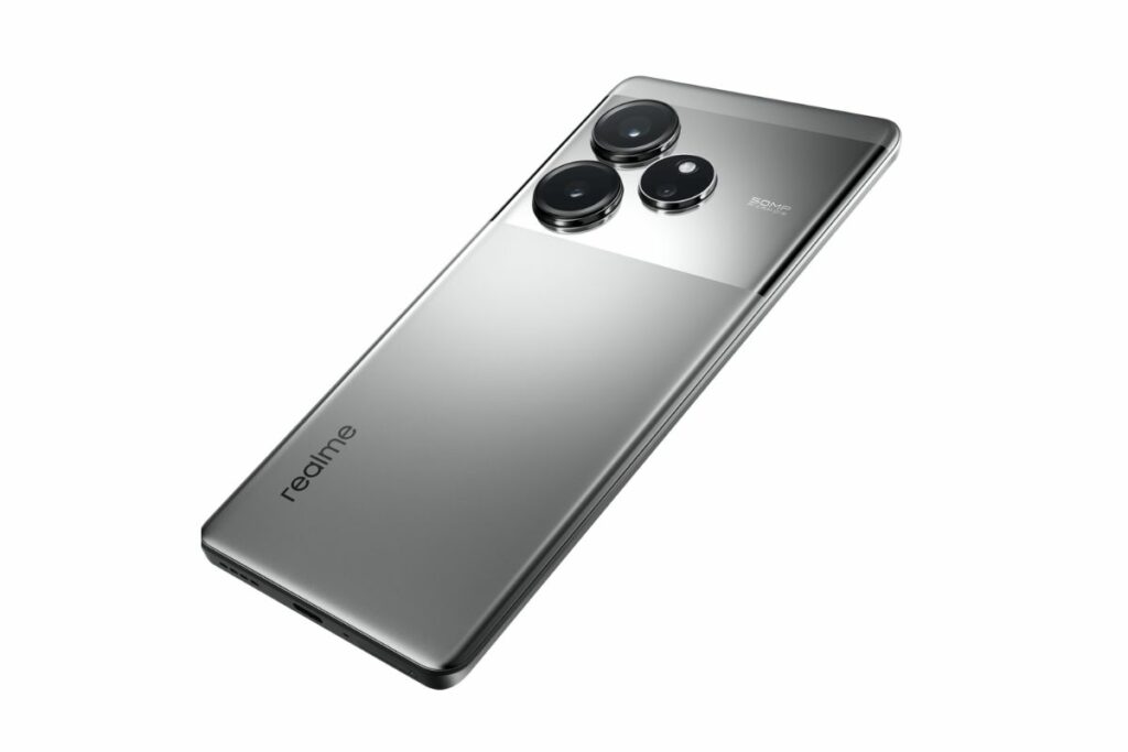 Realme GT 6: design