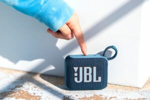 JBL GO 4: Caixa de som portátil. Veja preço e ficha técnica